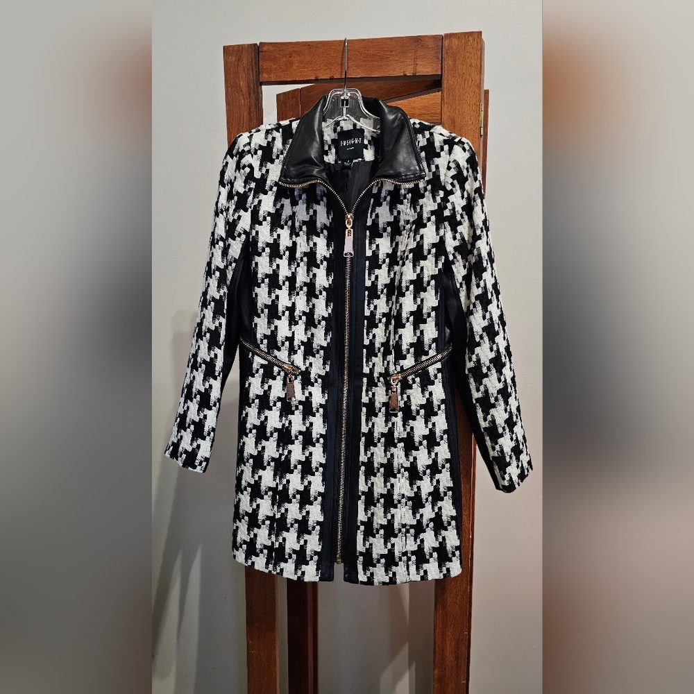 Insight Blazer Coat size 4 Black White Chevron Leather Trim